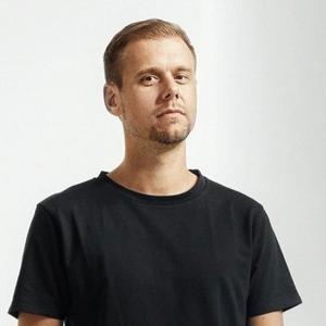 &copy; Armin van Buuren