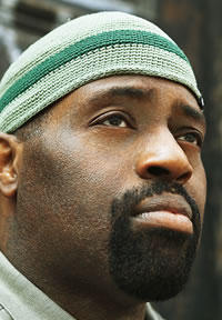 © ibiza-voice.com/djs/images/Frankie%20Knuckles.jpg